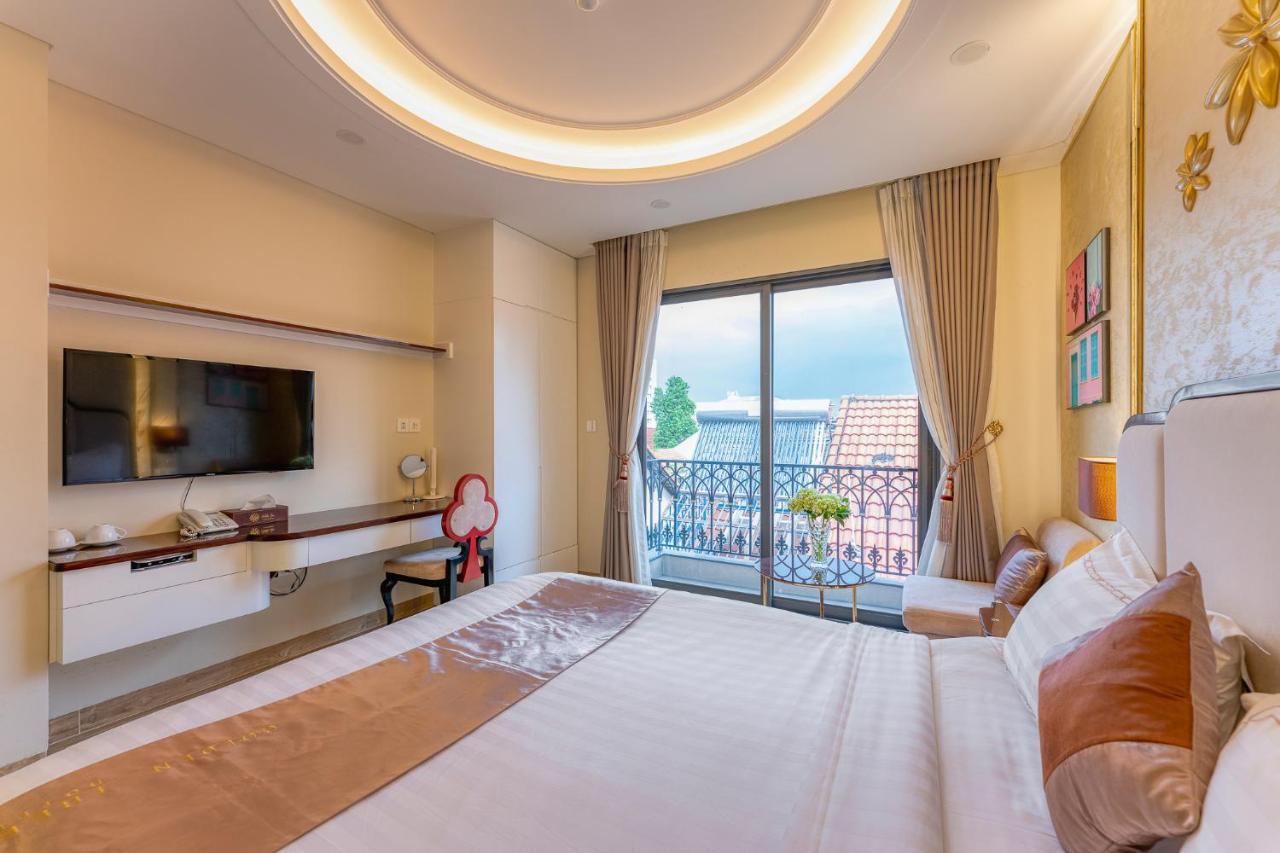 Golden Tree Apartments Хошимин Экстерьер фото