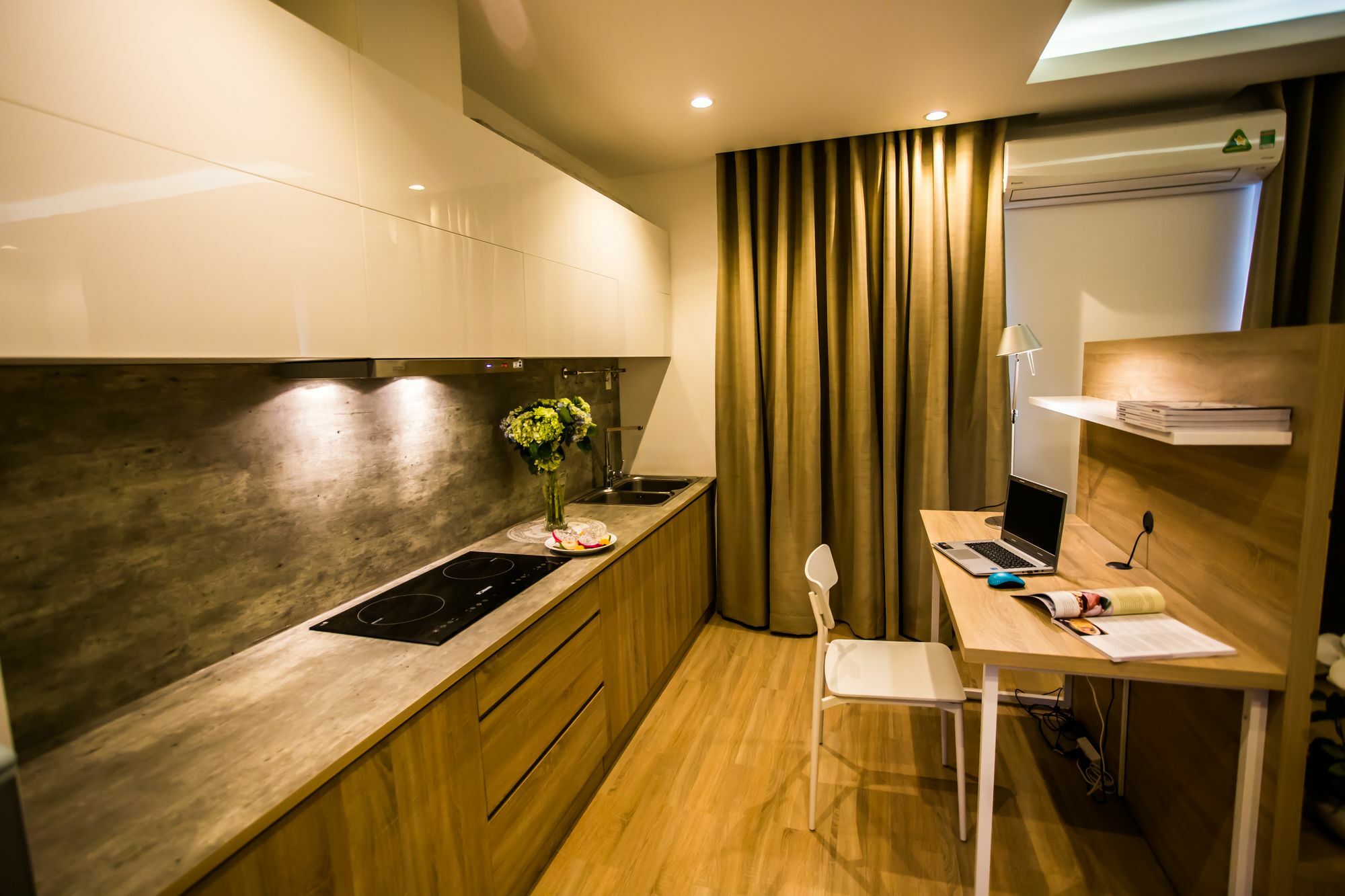 Golden Tree Apartments Хошимин Экстерьер фото